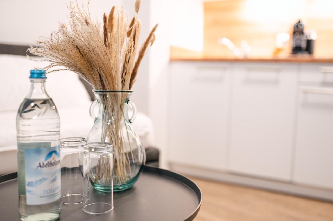 Zentrahome - Zentral Outlet Business Smarttv Balkon Metzingen  Eksteriør bilde